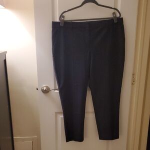 Theory Women's Cropped Ankle Pants in Navy